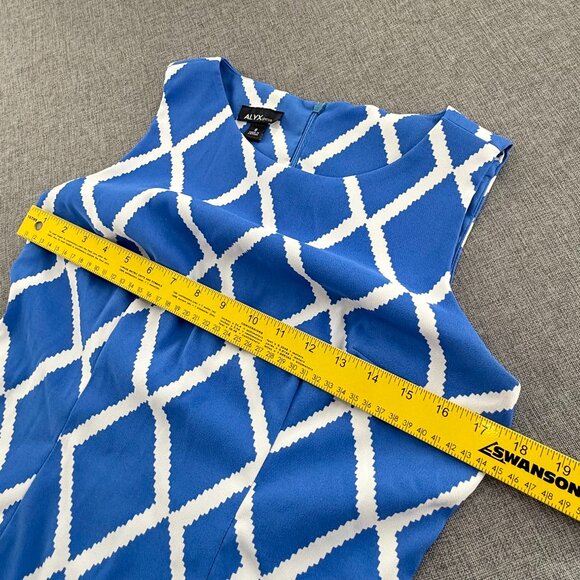 ALYX Sheath Dress Geometric Blue & White Sleeveless Boat Neck Size 8 Work Office - Picture 8 of 14